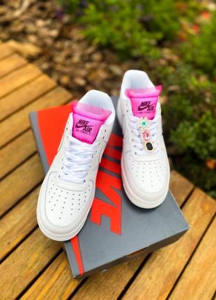 Жіночі кросівки nike air force 1 lx white lace pink,кросівки найк аір форс 1 білий з рожевим демисезон