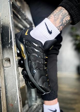 Мужские кроссовки nike air vapor max plus black gold,кроссовки найк аир вапор макс плюс чёрный с золотым демисезон5 фото