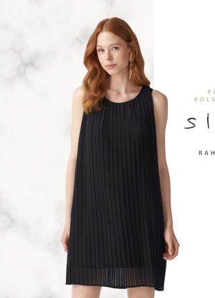 Чорне плаття плессировка шифон dilvin 7