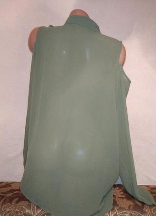 Шикарна блуза хакі з відкритими плечима 52/54р4 фото