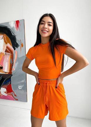 Лёгкий летний костюм