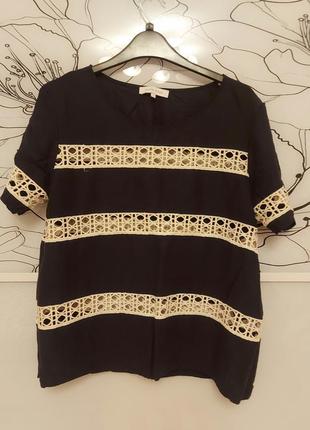 Топ с шитьем