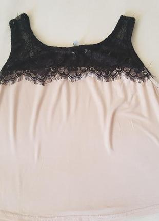 Ніжний топік з натуральної тканини.