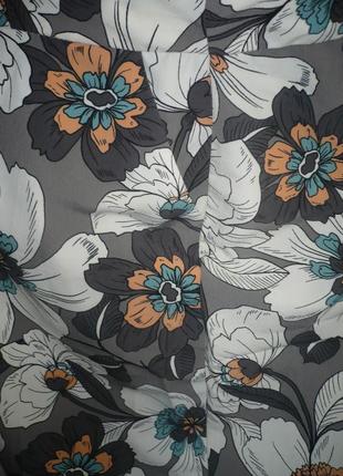 Женские штаны свободные с карманами в цветах р.224 фото