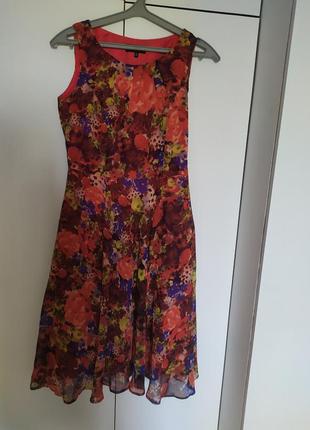 Чудова, романтична сукня