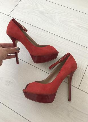 Туфли zara, 37 размер, 24 см стелька. натуральный замш.