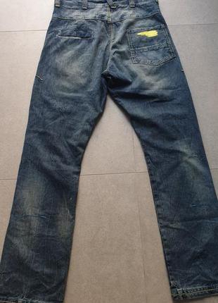 Ненудні джинси wrangler з низькою проймою.2 фото