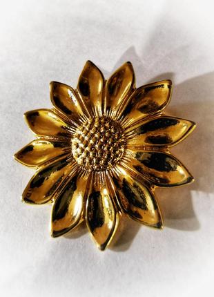 Винтажная американская брошь ромашка цветок