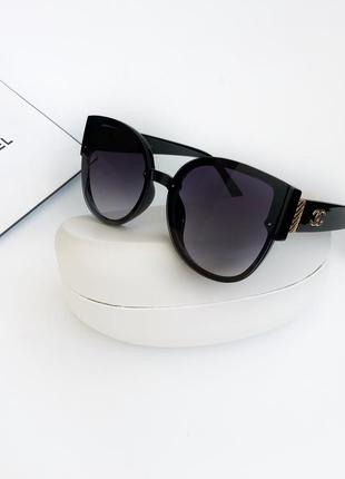Женские солнцезащитные очки