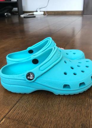 Тапки тапочки crocs (оригинал) р. j1  наш 31-32