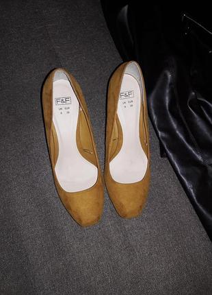 Милі туфельки, дуже красиві