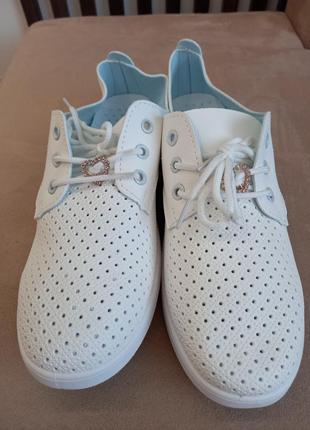 Кросівки, кеди , мокасини жіночі білі4 фото