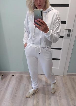Спортивний костюм