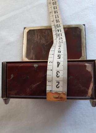 Шикарная шкатулка из яшмы. винтаж.