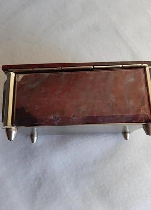 Шикарная шкатулка из яшмы. винтаж.