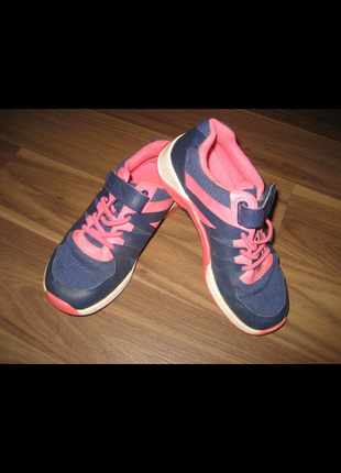 Кларксы кросы на девочку размер 27