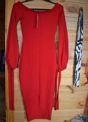 Платье красное boohoo