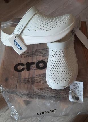 Шлепанцы crocs literide clog 204592 almost white/almost white7 фото