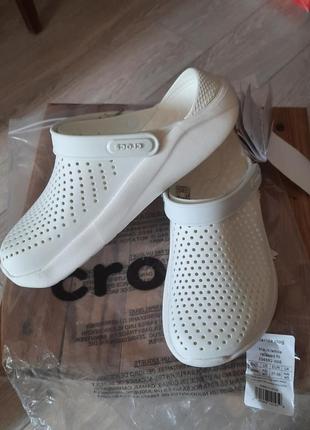 Шлепанцы crocs literide clog 204592 almost white/almost white1 фото