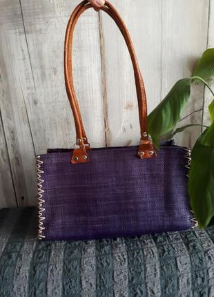 Фиолетовая соломенная сумка1 фото