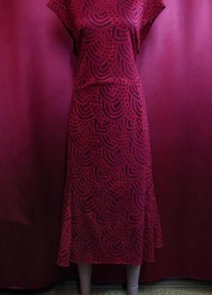 Платье бордовое гипюровое