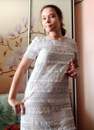 Біле італійське гламурне сукню з французького мережива3 фото