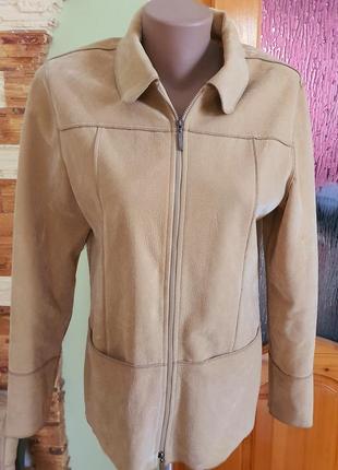 Пиджак ( не отличишь от натуральной замши)