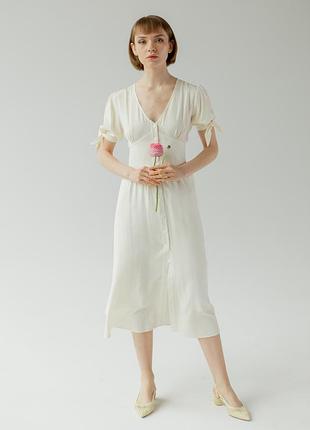 Молочна сукня