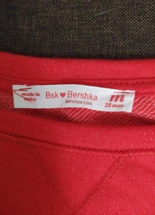 Красная блузка футболка bershka с оборкой в горошек5 фото