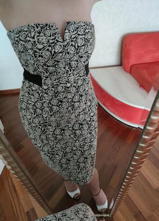Дизайнерское, бандажное платье футляр halston размер s m10 фото