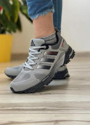 Кросівки жіночі adidas marathon tr