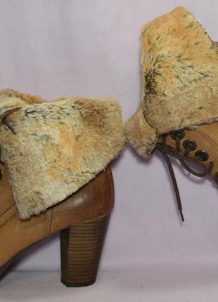 Р39.5-40 laura,италия, натуральная кожа! стильные,комфортные ботинки ботильоны полу сапоги3 фото