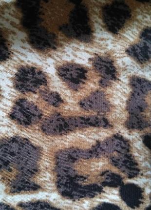 Блуза с актуальным леопардовым принтом3 фото