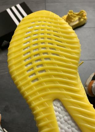 Женские кроссовки adidas yeezy boost 350 v2 yellow,кроссовки адидас изи буст 350 жёлтый унисекс9 фото