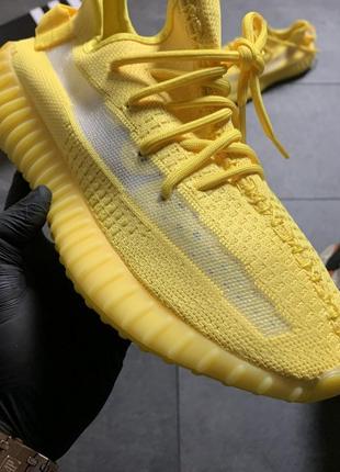 Женские кроссовки adidas yeezy boost 350 v2 yellow,кроссовки адидас изи буст 350 жёлтый унисекс6 фото