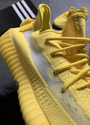 Женские кроссовки adidas yeezy boost 350 v2 yellow,кроссовки адидас изи буст 350 жёлтый унисекс10 фото