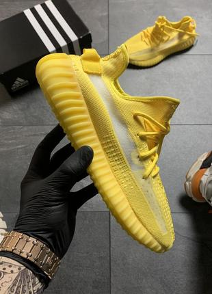 Женские кроссовки adidas yeezy boost 350 v2 yellow,кроссовки адидас изи буст 350 жёлтый унисекс4 фото