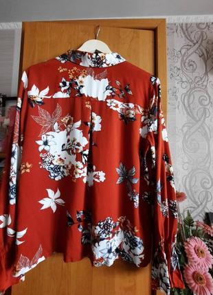 Блузка бренда vila