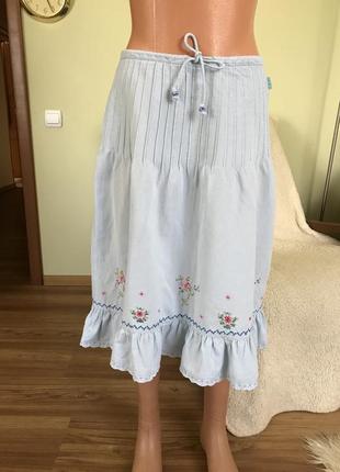 Нежная летняя юбка с вышивкой