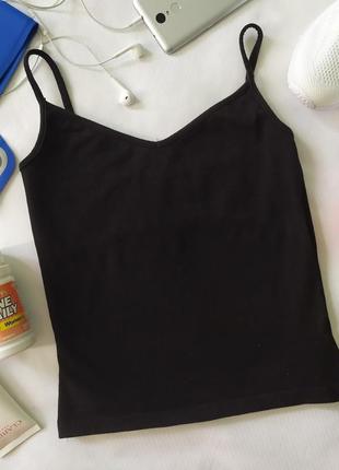 Хлопковая майка по типу спортивной, на груди дополнительный топ