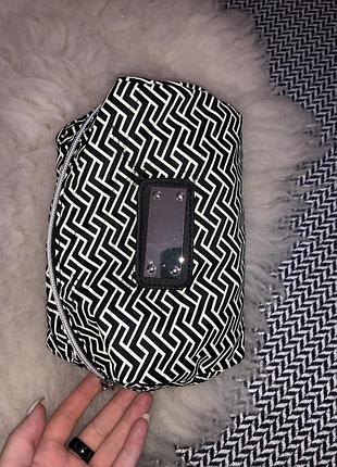 Косметичка на блискавці зручна містка тканинна