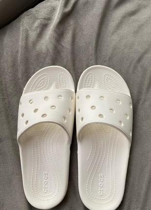 Крокс шлёпки классик белые crocs classic slide unisex white8 фото