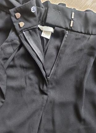 Черные базовые женские шорты с высокой талией с поясом h&m5 фото
