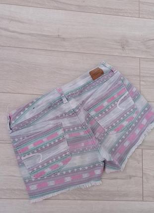 Шорти короткі шорти в орнамент 3