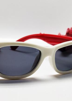 Дитячі окуляри поляризація