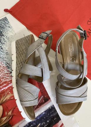 Шкіряні босоніжки 5th avenue сандалі 37р