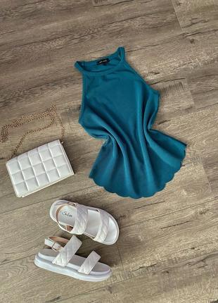 Стильна майка від new look