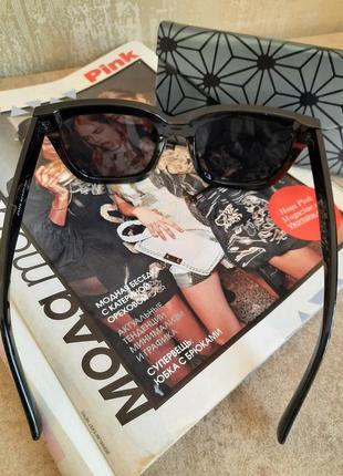 Очки солнцезащитные брендовые женские с чехлом8 фото