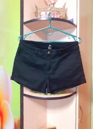 Чорні шорти з високою посадкою h&m
