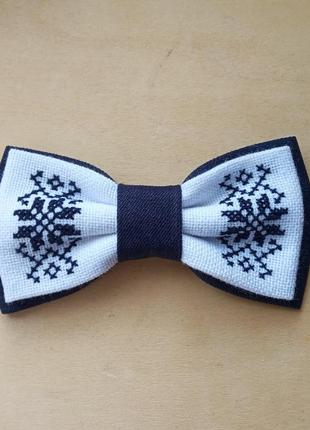 Краватка-метелик з ручною вишивкою, темно-синій / краватка-метелик з вишивкою до1 фото